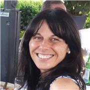 Sono un'entusiasta, innamorata delle materie scientifiche ed uso tanti esempi pratici per aiutare la comprensione.